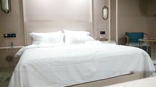 无情的屌甜美外围女神