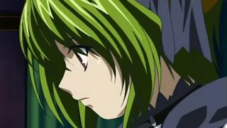 第一集超昂天使！这时名为マドカ的少女登门造访，マドカ向他叙述了很多事情：自己是机器人